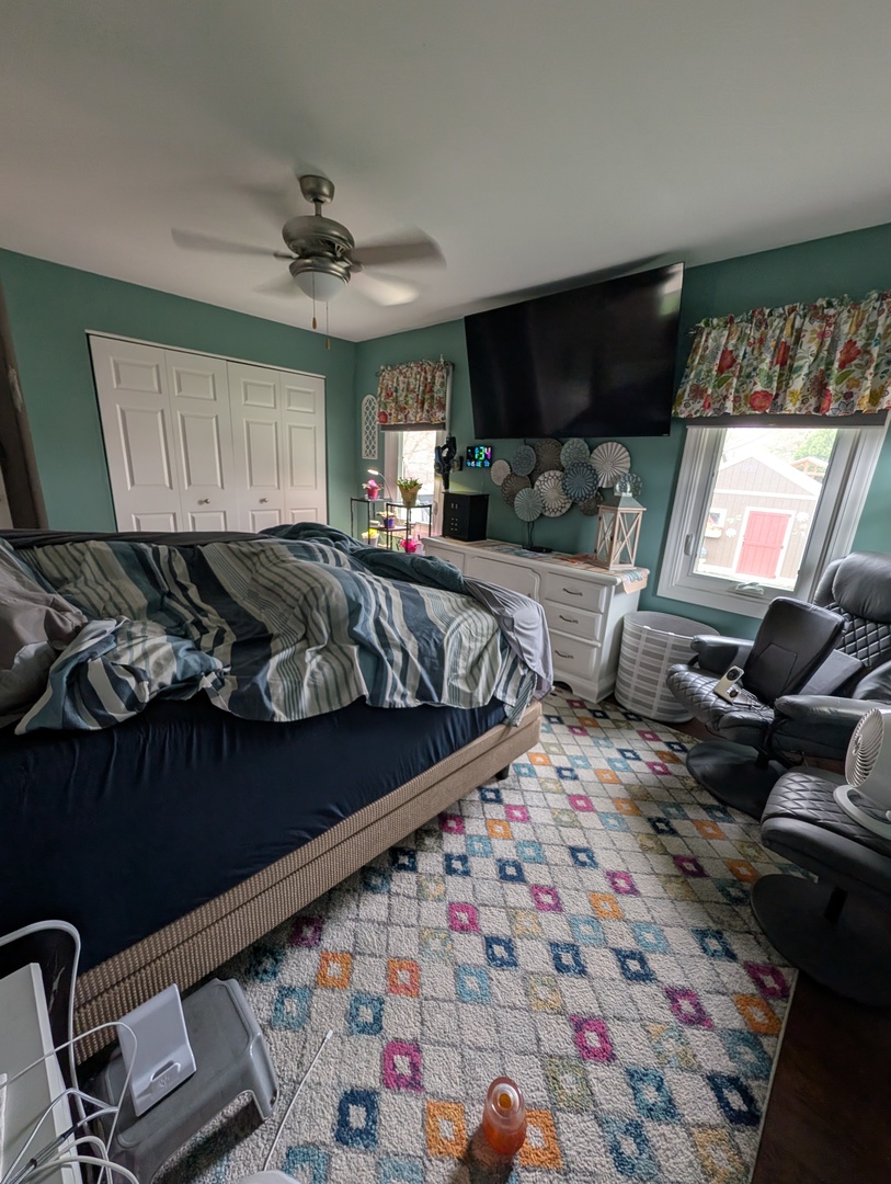 921 4h Road Ottawa, IL 61350 - Photo 10 of 28