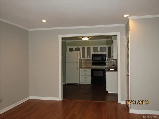 $2,150 | 155 Sierra Vista Lane, Valley Cottage, NY 10989