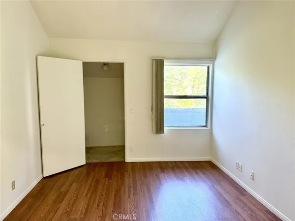 $315,990 | 7640 Oso Avenue, Unit 316, Winnetka, CA 91306