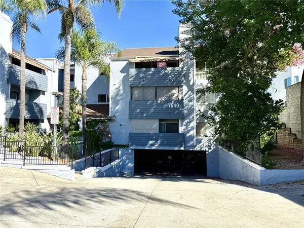 $315,990 | 7640 Oso Avenue, Unit 316, Winnetka, CA 91306