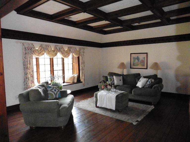 129 South Kings Drive Reedley, CA 93654 - Photo 5 of 41 Gallery Image 5