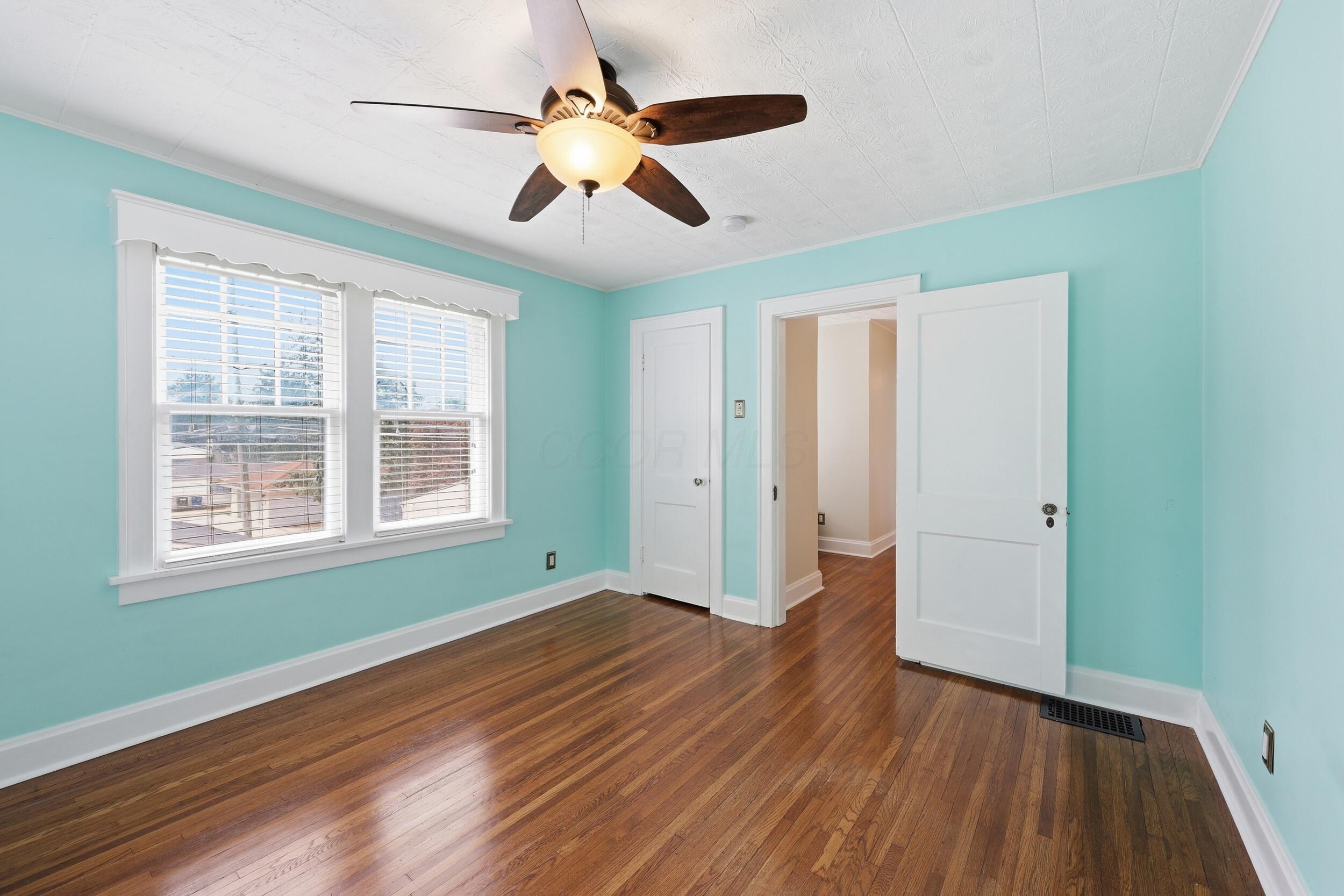 23 Blenheim Road Columbus, OH 43214 - Photo 25 of 39 37_072a6358