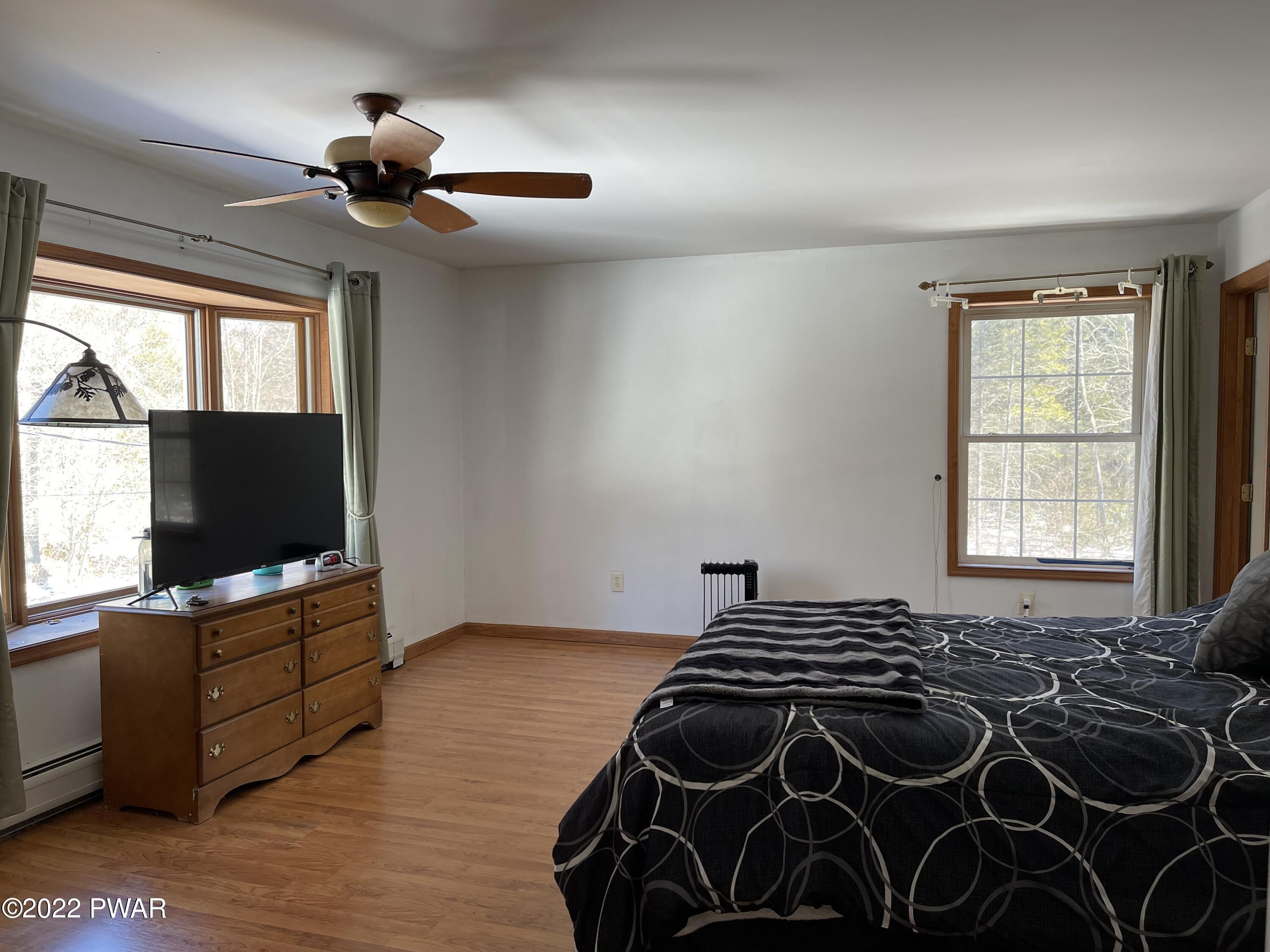 128 Franks Road Hawley, PA 18428 - Photo 10 of 25 Primary