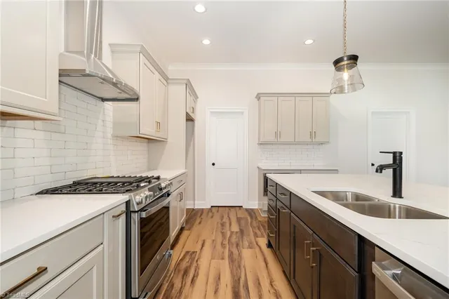 $687,000 | 7107 Lanier Road, Summerfield, NC 27358