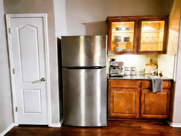 $261,500 | 3209 Barksdale Drive, Austin, TX 78725