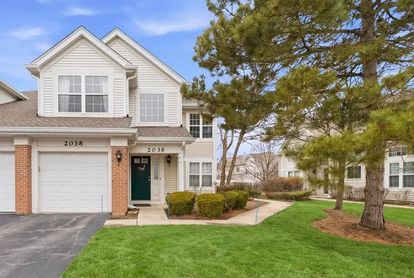 $3,400 | 2038 Cambria Court, Unit 2038, Northbrook, IL 60062