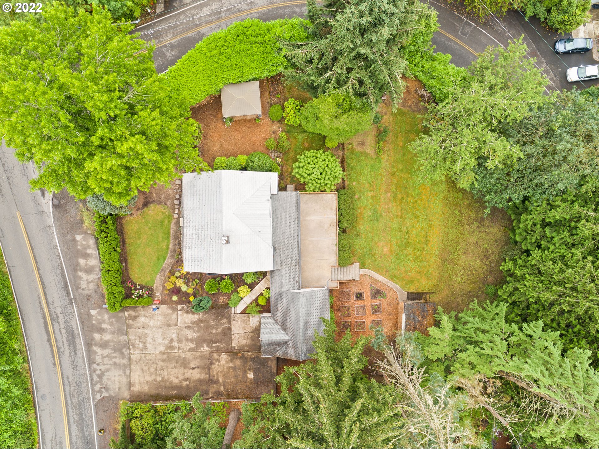 1806 Southwest Taylors Ferry Road Portland, OR 97219 - Photo 25 of 32 Gallery Image 25