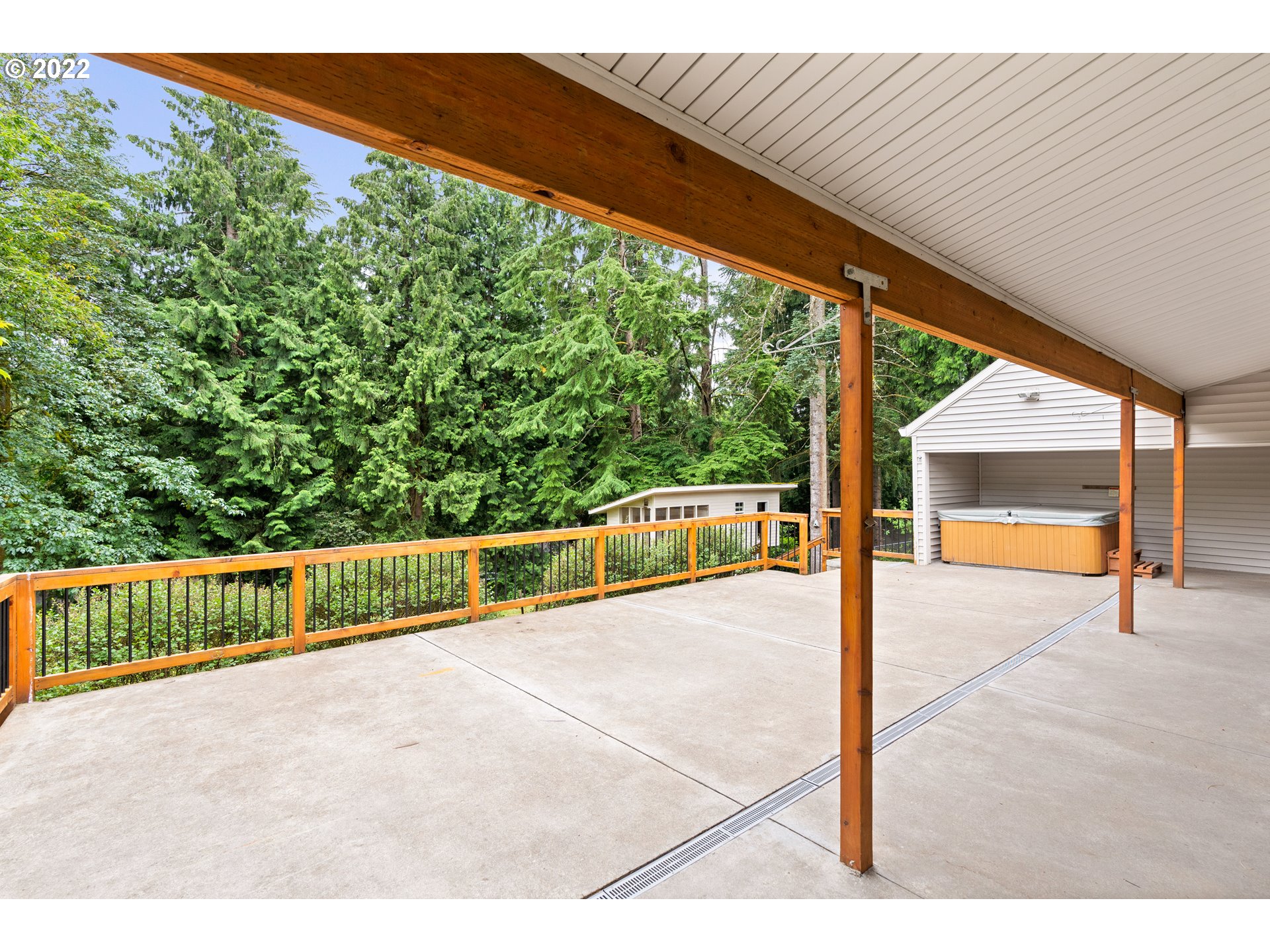 1806 Southwest Taylors Ferry Road Portland, OR 97219 - Photo 26 of 32 Gallery Image 26