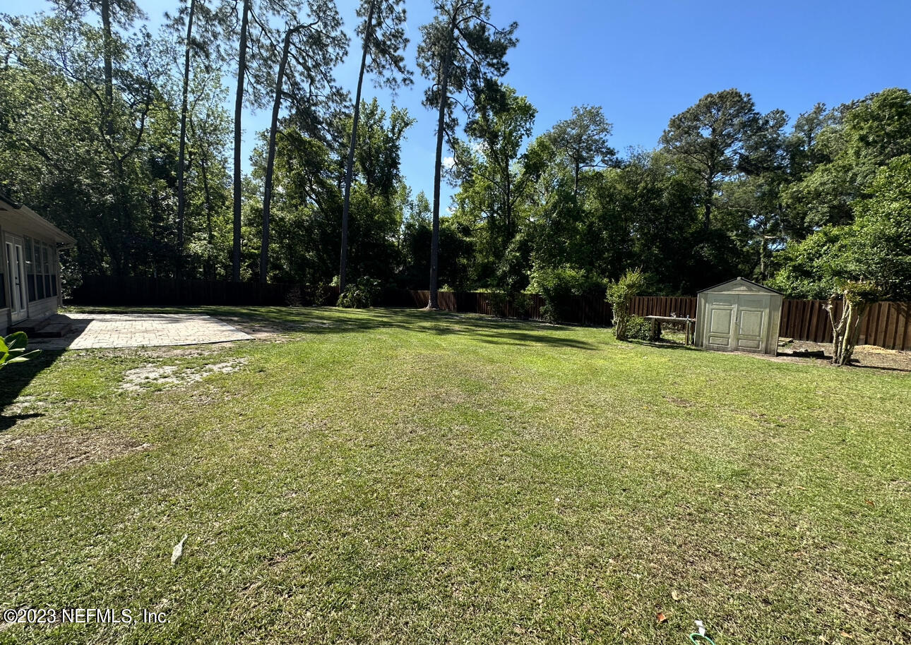 2842 Plummer Cove Road Jacksonville, FL 32223 - Photo 3 of 4 a view of a basketball court
