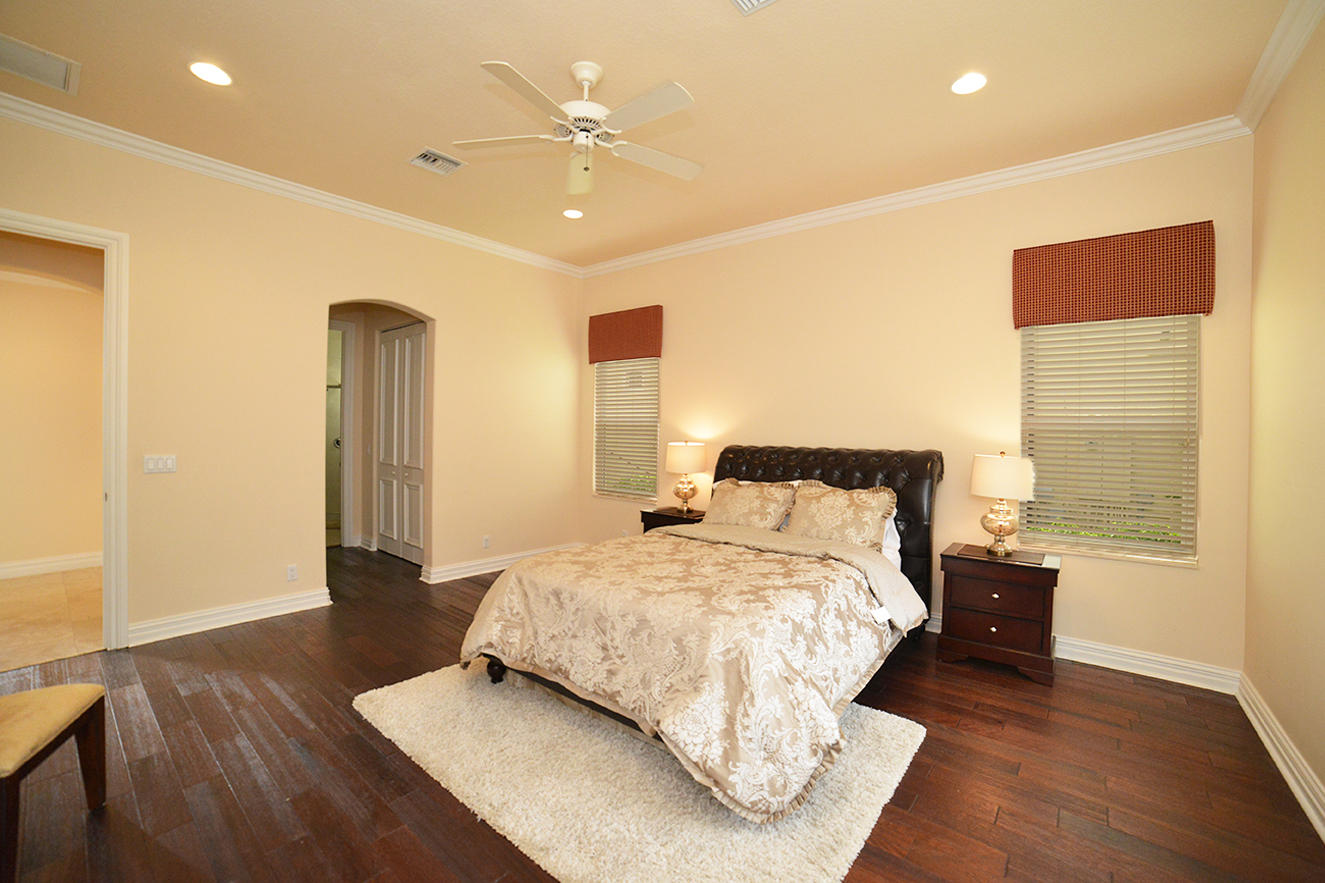 839 Coventry Street Boca Raton, FL 33487 - Photo 13 of 34 Junior Master Suite lower level