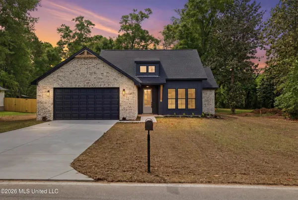 $318,500 | 11080 Shorecrest Road, Biloxi, MS 39532