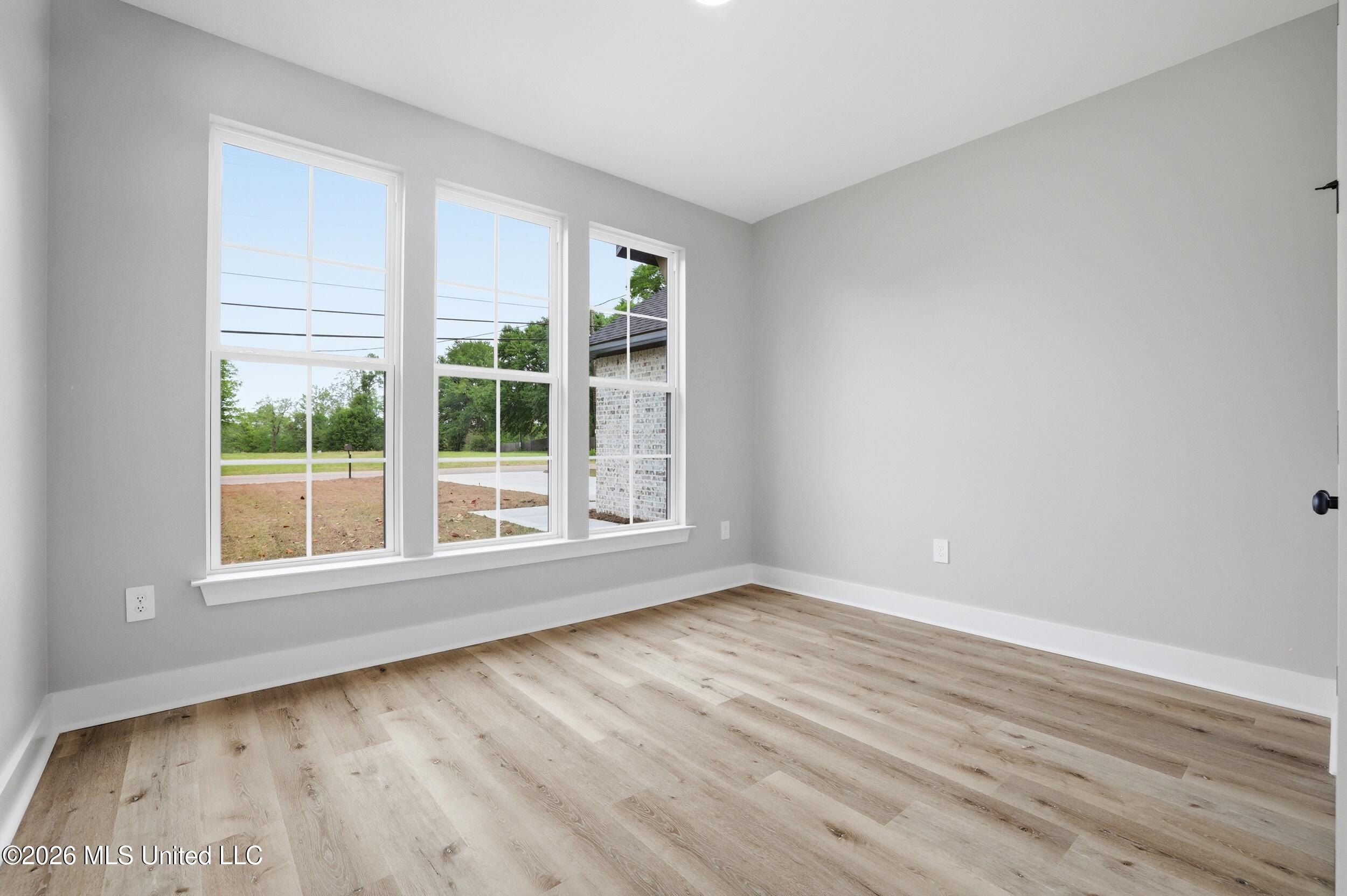 11080 Shorecrest Road Biloxi, MS 39532 - Photo 26 of 41 26_r6__0425