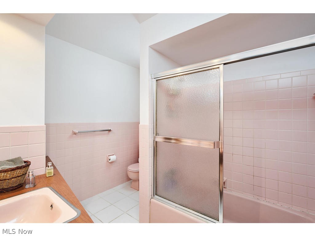 646 Garnette Road Akron, OH 44313 - Photo 12 of 17 Gallery Image 12