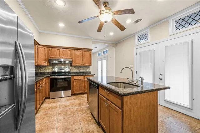 $325,000 | 42773 Robinwood Drive, Hammond, LA 70403