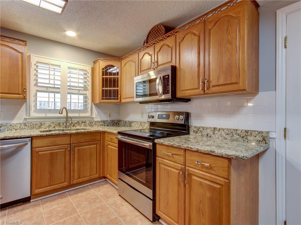 2912 Oak Ridge Road Oak Ridge, NC 27310 - Photo 2 of 29