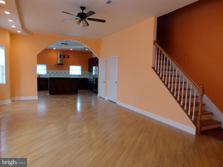 8 Old Ashton Road Philadelphia, PA 19152 - Photo 8 of 22 Gallery Image 8