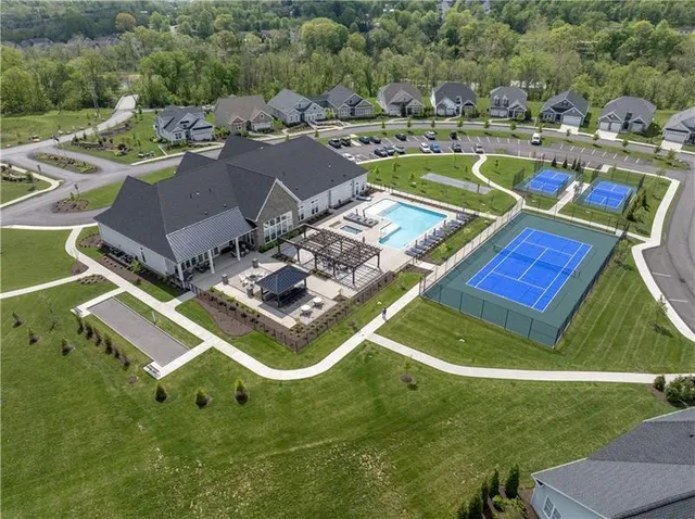 $1,200,000 | 129 Liberty Boulevard, Canonsburg, PA 15317