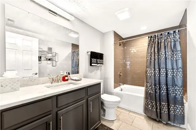 $1,200,000 | 129 Liberty Boulevard, Canonsburg, PA 15317