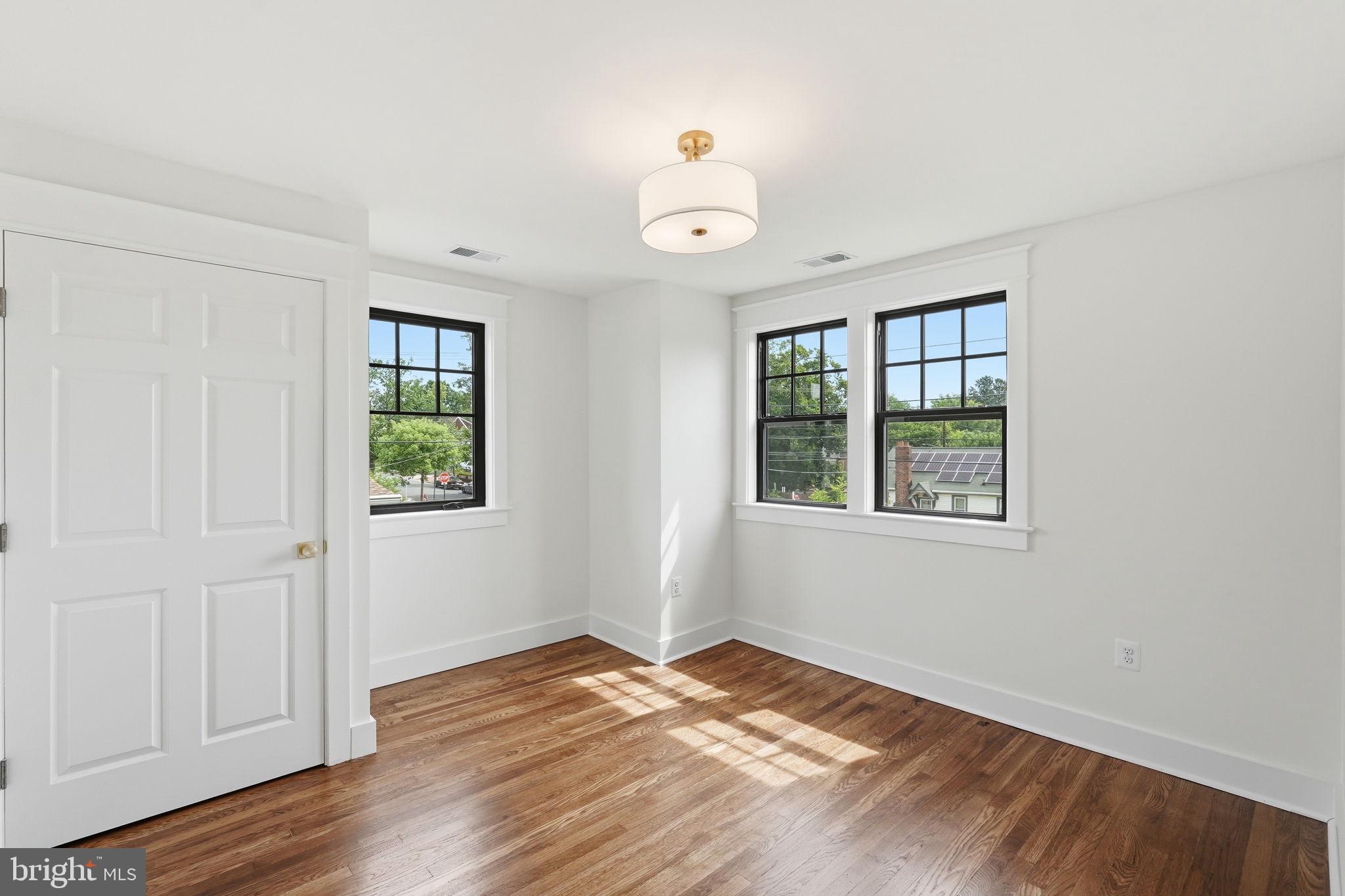 2605 33rd Street Southeast Washington, DC 20020 - Photo 20 of 44