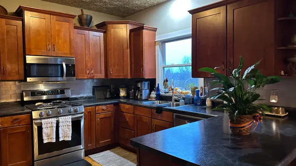 $345,000 | 69312 Teter Trail, Cassopolis, MI 49031