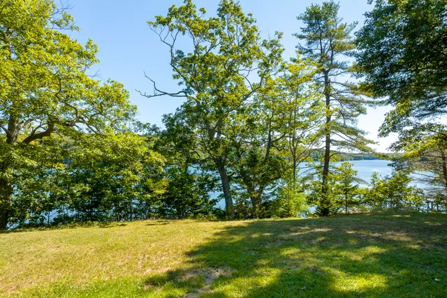 $895,000 | 15 Lewis Road, Westport Island, ME 04578