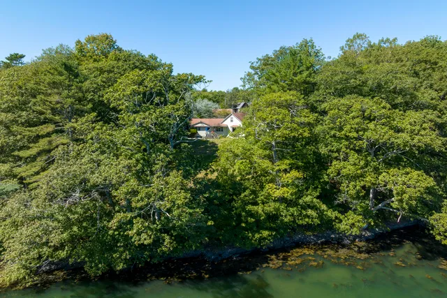 $895,000 | 15 Lewis Road, Westport Island, ME 04578