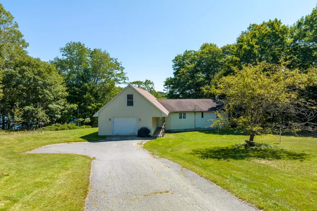$895,000 | 15 Lewis Road, Westport Island, ME 04578