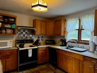 $895,000 | 15 Lewis Road, Westport Island, ME 04578