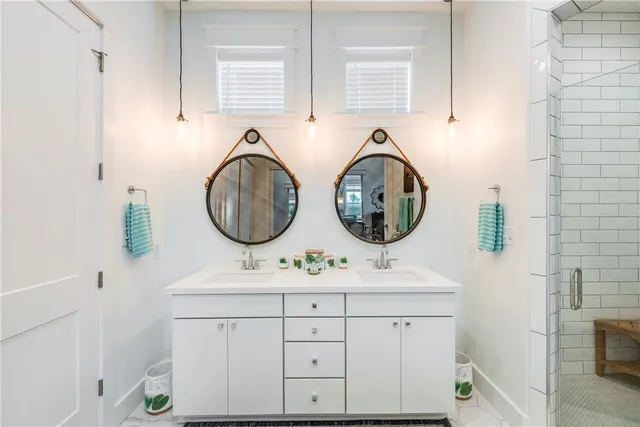 $697,000 | 600 Center N Port, Unit 17, Port Aransas, TX 78373