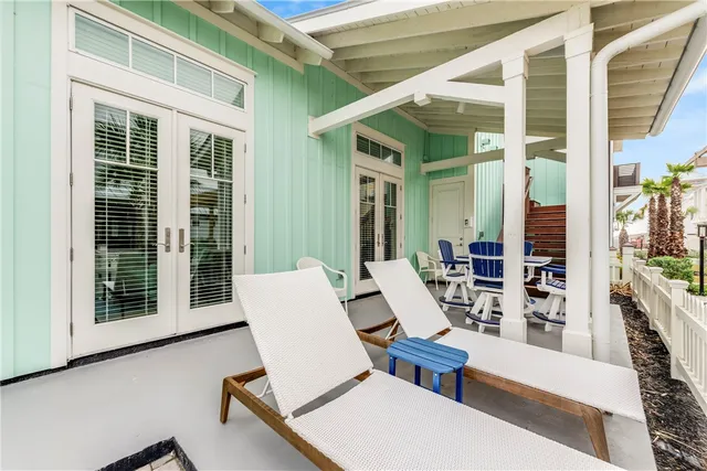 $697,000 | 600 Center N Port, Unit 17, Port Aransas, TX 78373