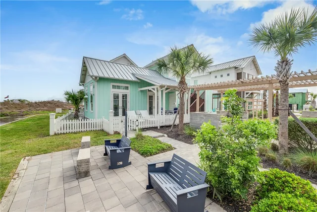 $697,000 | 600 Center N Port, Unit 17, Port Aransas, TX 78373