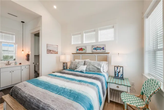 $697,000 | 600 Center N Port, Unit 17, Port Aransas, TX 78373