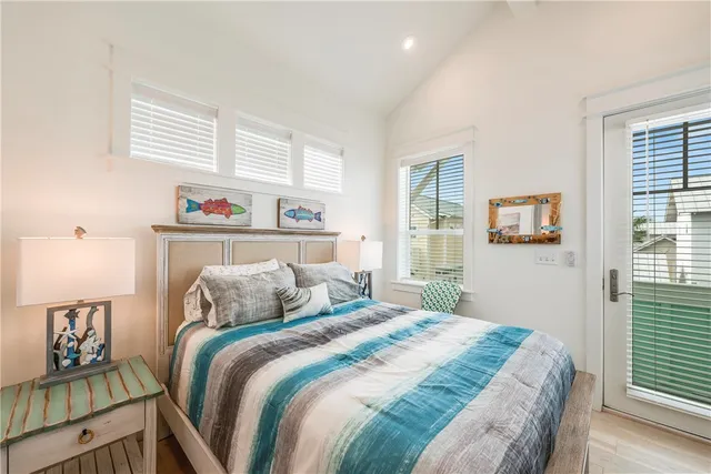 $697,000 | 600 Center N Port, Unit 17, Port Aransas, TX 78373