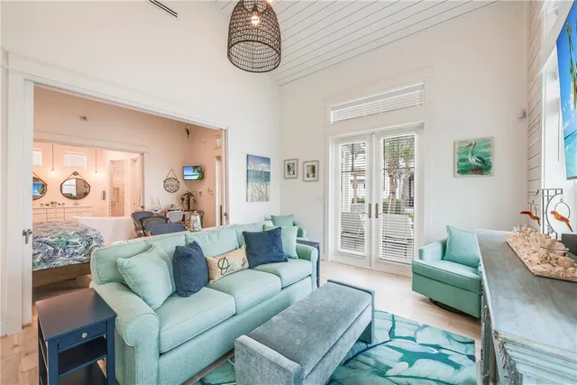 $697,000 | 600 Center N Port, Unit 17, Port Aransas, TX 78373