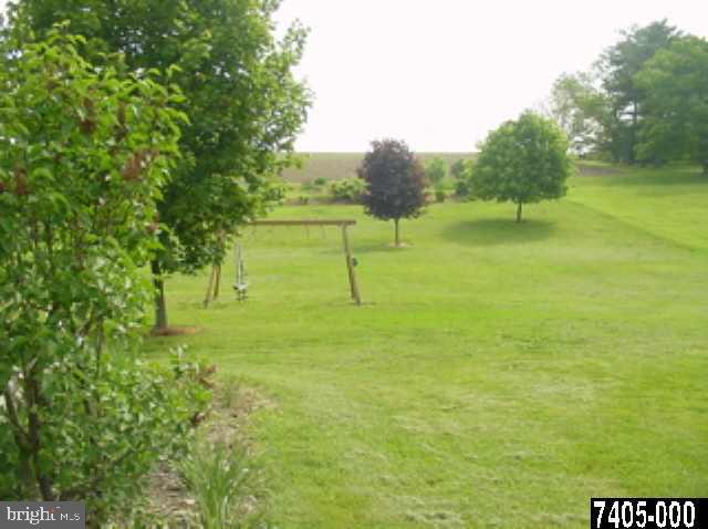 130 Mt Hebron Road Mount Wolf, PA 17347 - Photo 4 of 9 Gallery Image 4