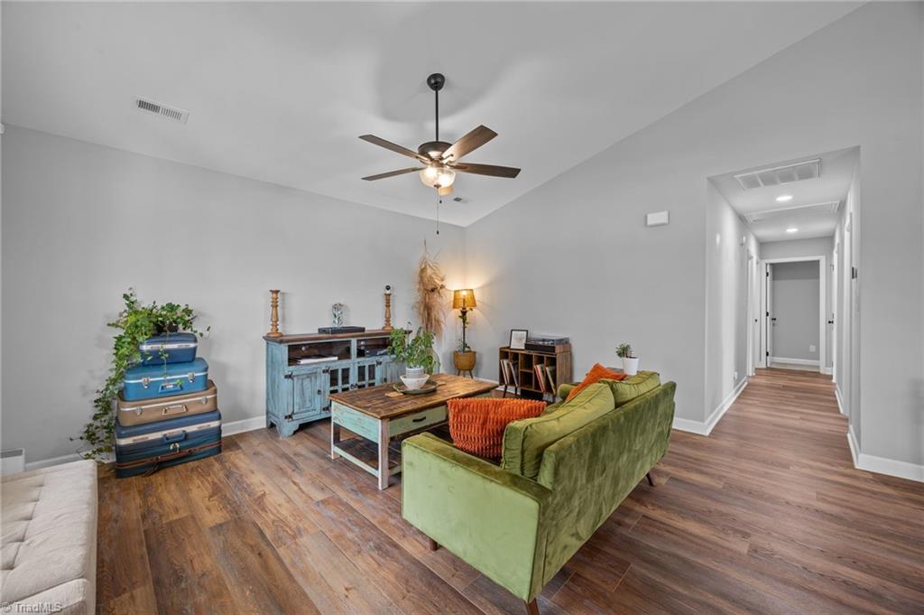 885 Boones Cave Road Lexington, NC 27295 - Photo 4 of 46 Gallery Image 4