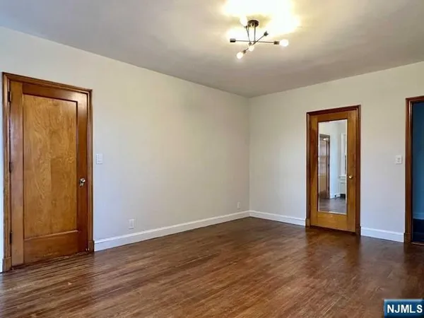 $1,425,000 | 695 Palisade Avenue, Cliffside Park, NJ 07010