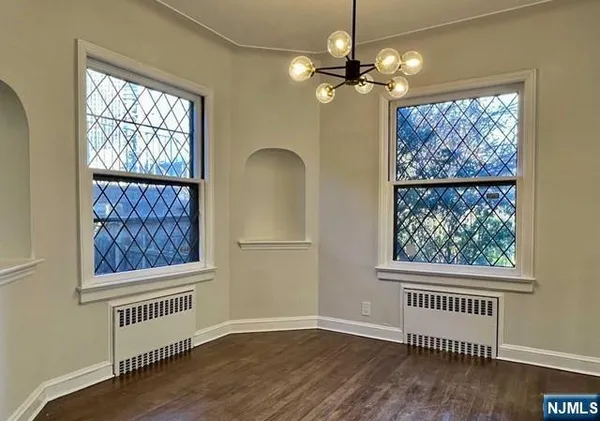$1,425,000 | 695 Palisade Avenue, Cliffside Park, NJ 07010
