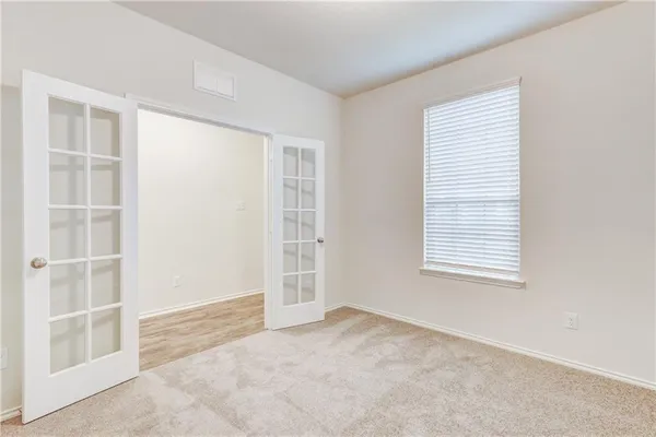 $1,750 | 412 Ibis Falls Loop, Jarrell, TX 76537