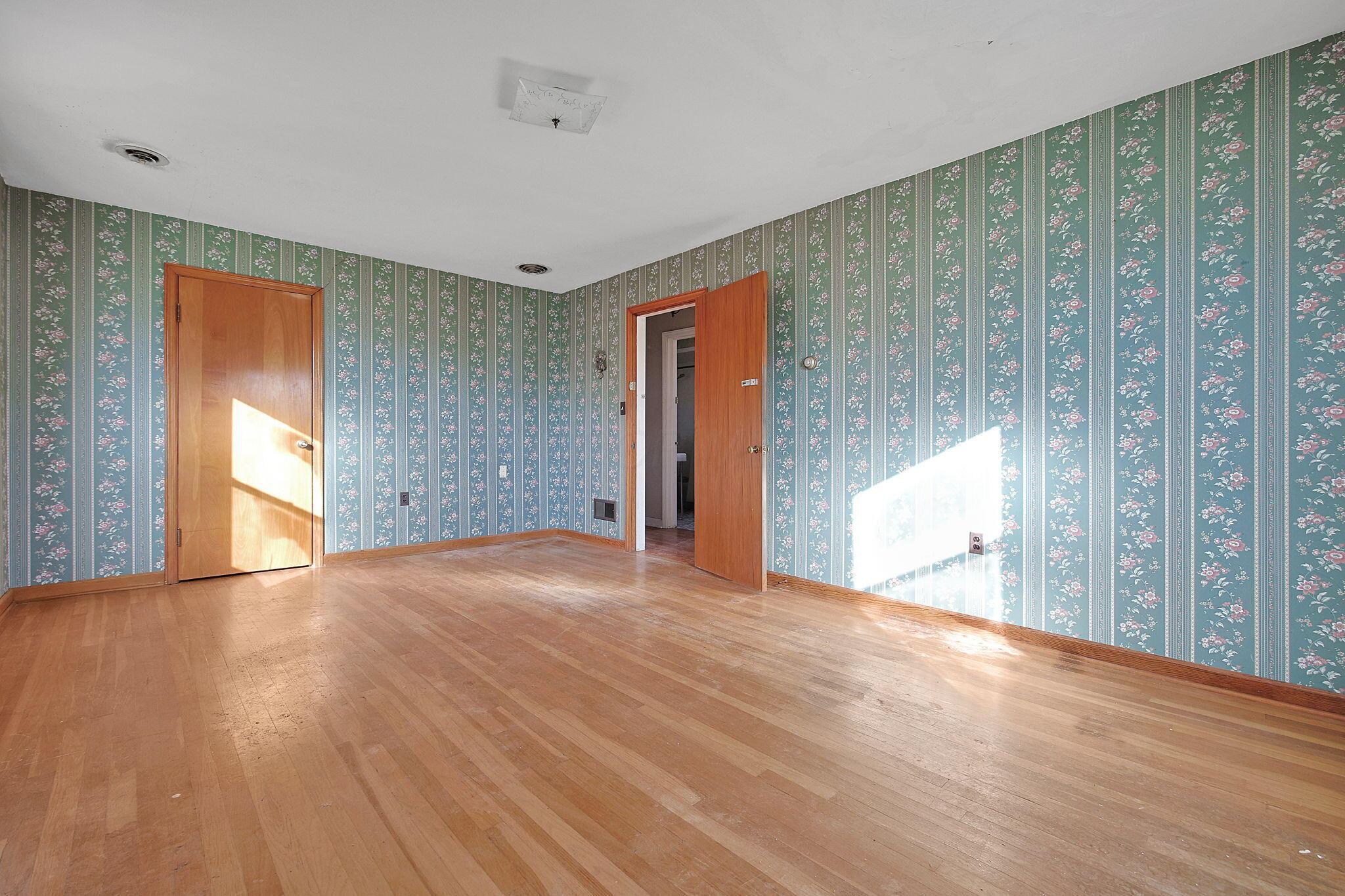 11802 Main Street Adelphi, OH 43101 - Photo 32 of 43 32-web-or-mls-11802-main-st