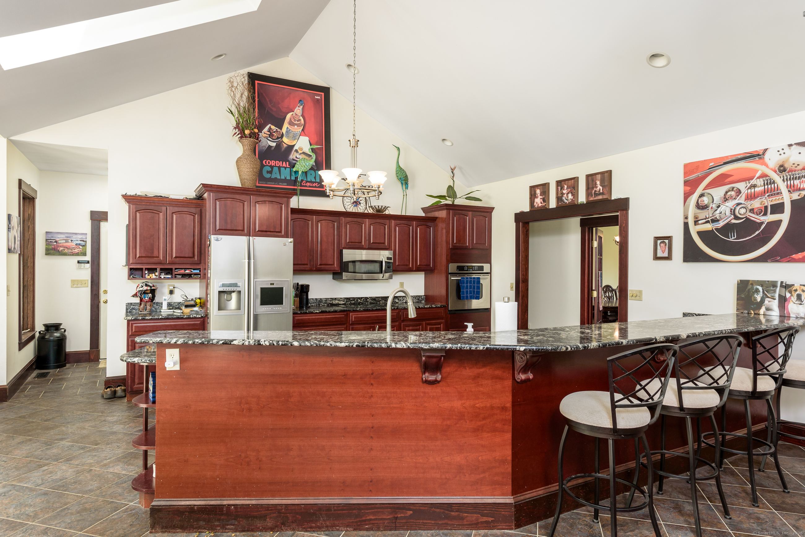 180 Jericho Road Pomfret, CT 06259 - Photo 12 of 40 Breakfast Bar