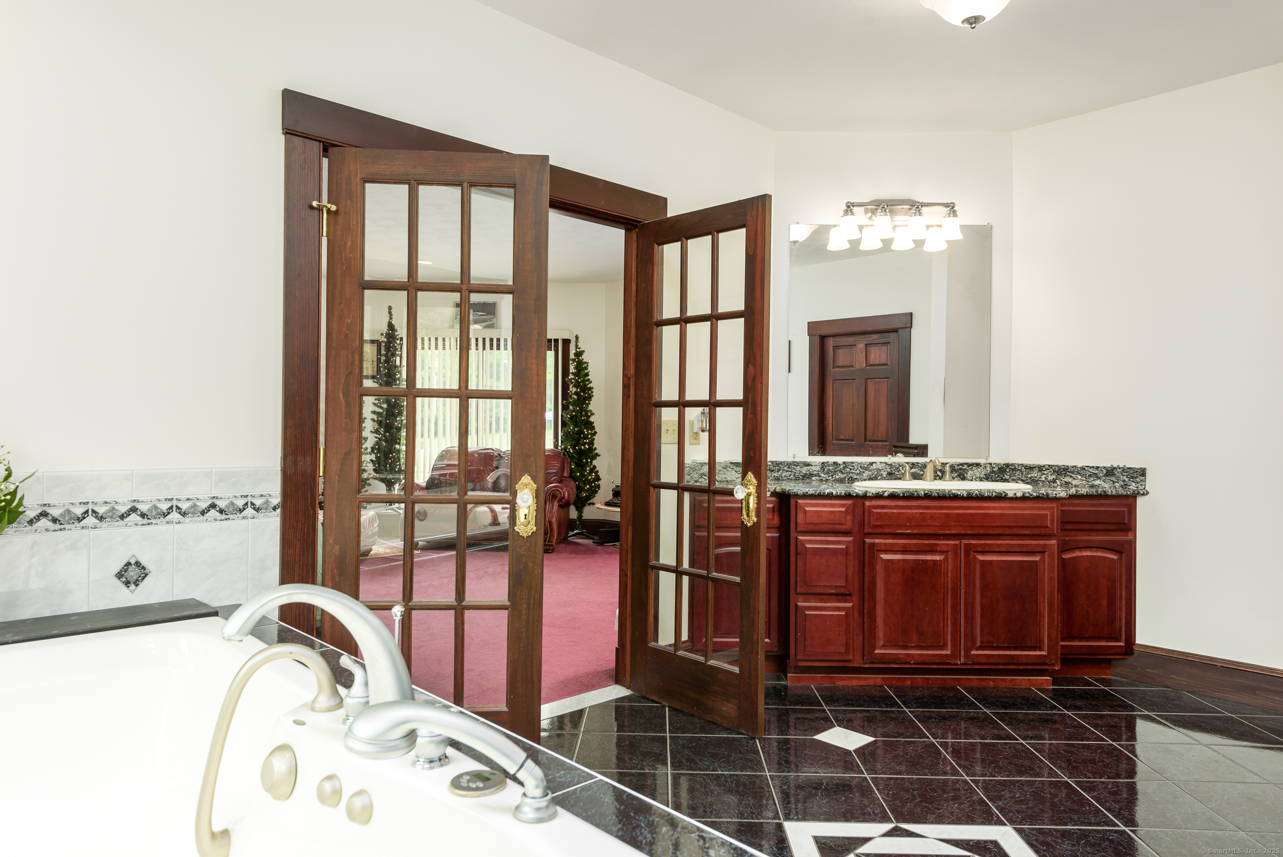 180 Jericho Road Pomfret, CT 06259 - Photo 22 of 40