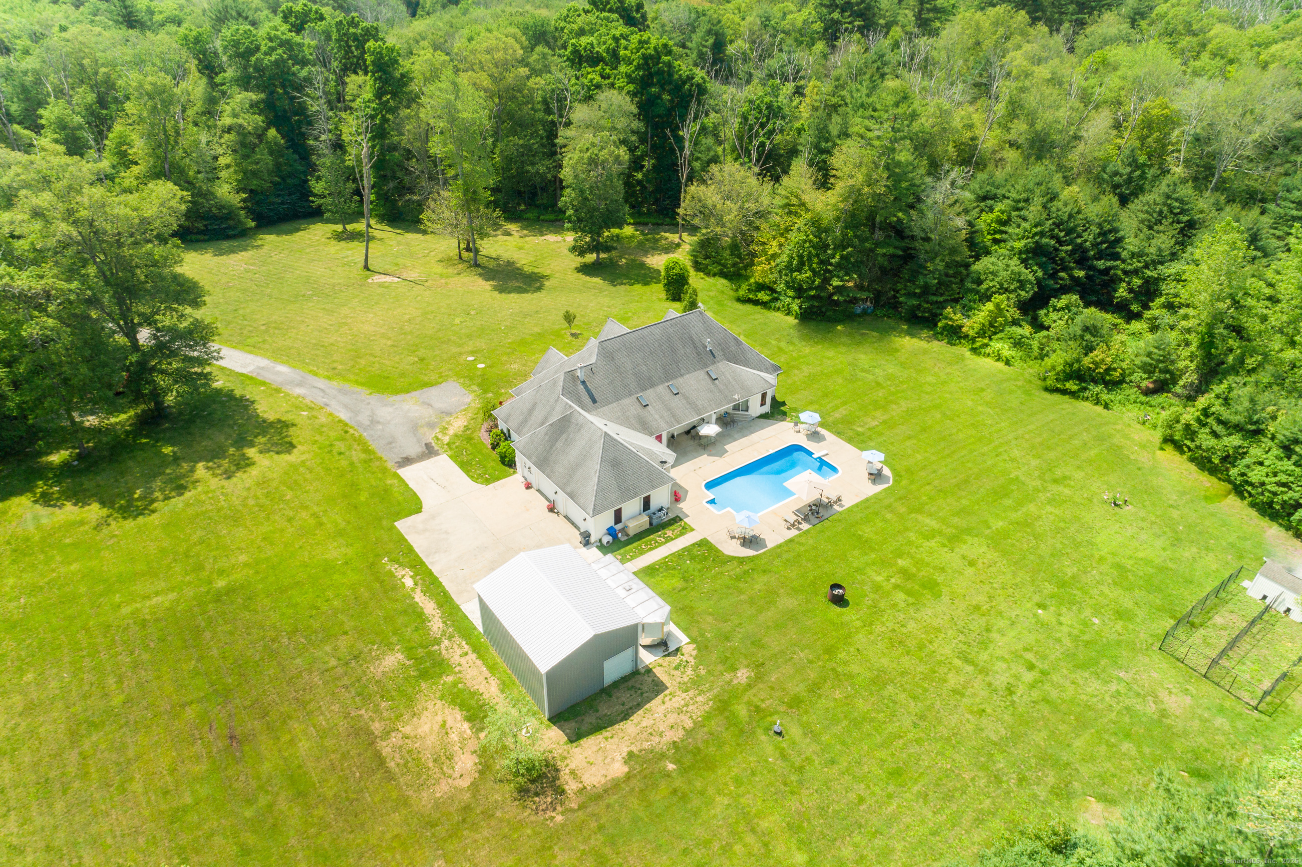 180 Jericho Road Pomfret, CT 06259 - Photo 6 of 40