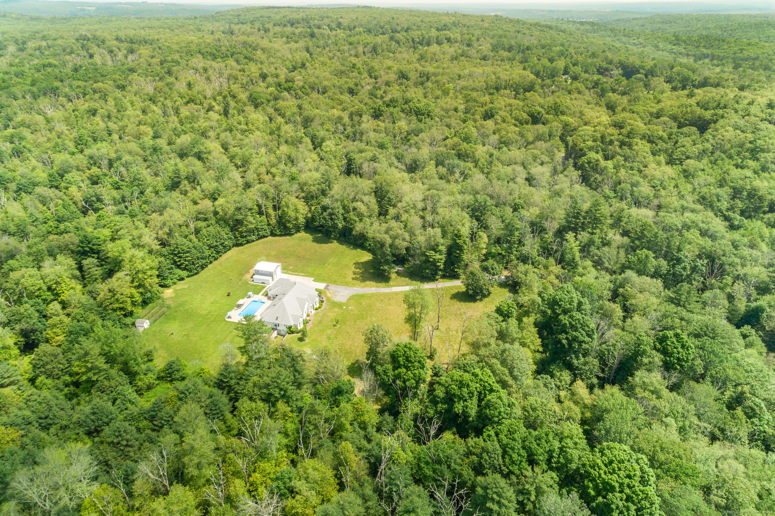 180 Jericho Road Pomfret, CT 06259 - Photo 7 of 40 Beautiful Setting!