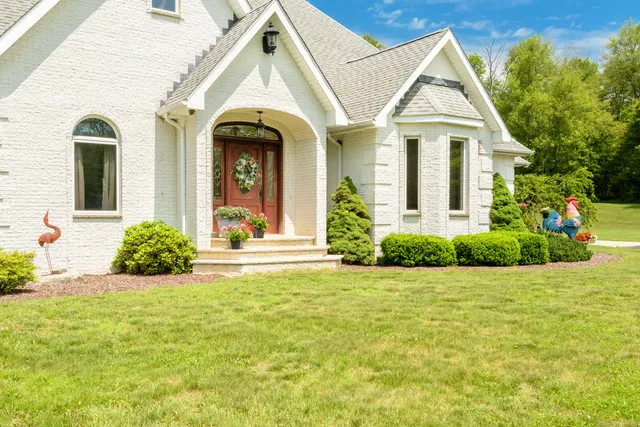 $975,000 | 180 Jericho Road, Pomfret, CT 06259