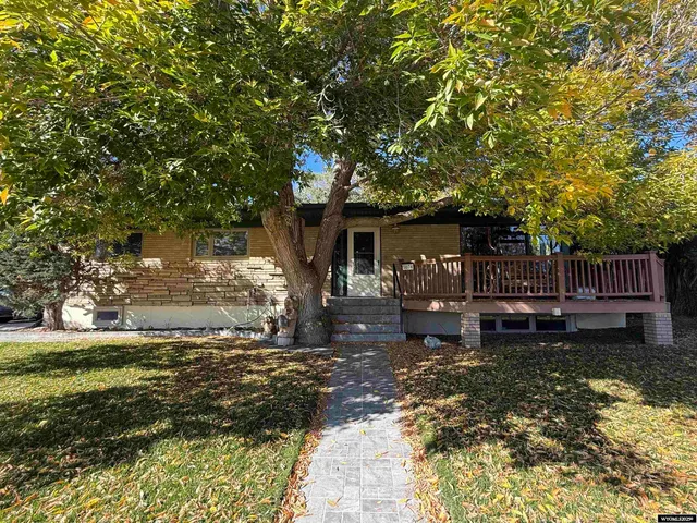 $395,000 | 1604 California Street, Rawlins, WY 82301