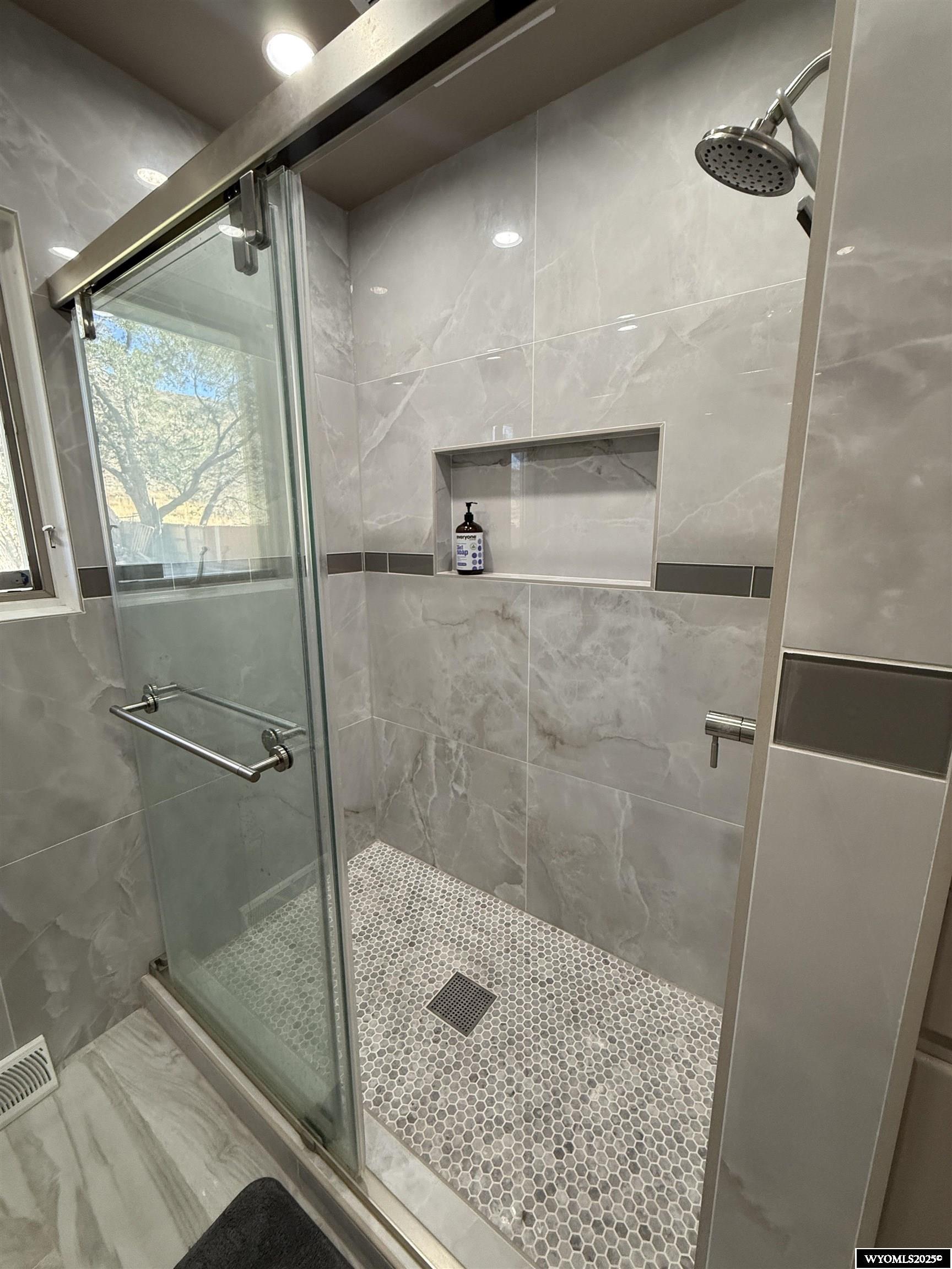 1604 California Street Rawlins, WY 82301 - Photo 8 of 32