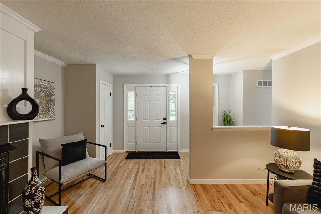 415 Montbrook Drive O'Fallon, MO 63366 - Photo 5 of 50