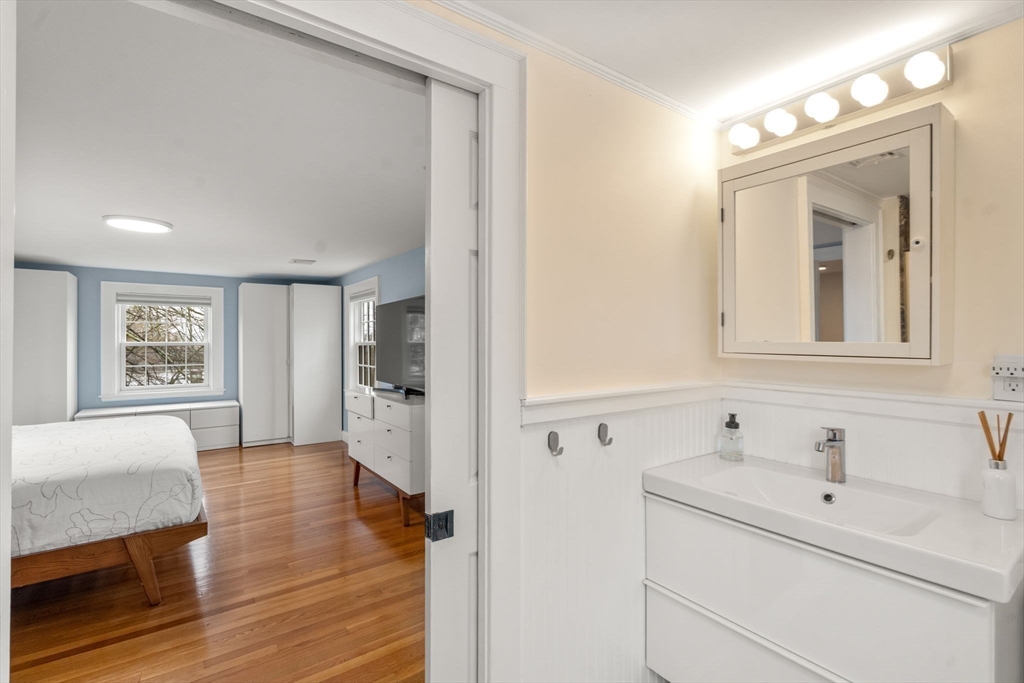 5 Summer Street Newton, MA 02464 - Photo 18 of 39