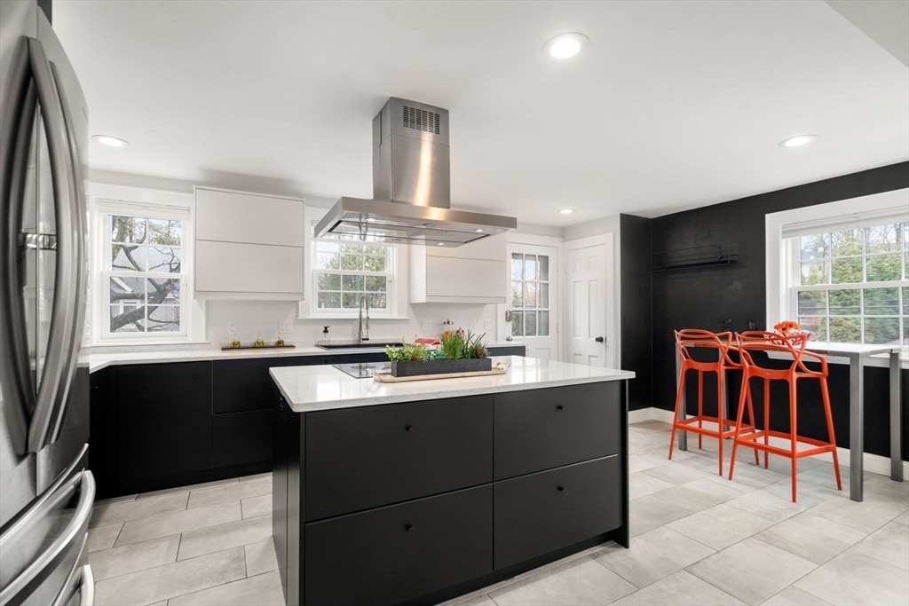 5 Summer Street Newton, MA 02464 - Photo 9 of 39